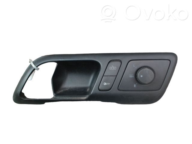 Volkswagen Polo Interruptor del espejo lateral 
