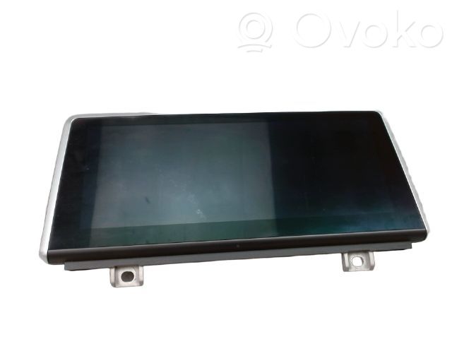 BMW 2 F46 Central locking switch button 