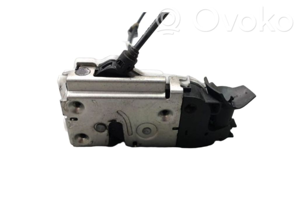 Etuoven lukko   8200384978,384978,8200384978