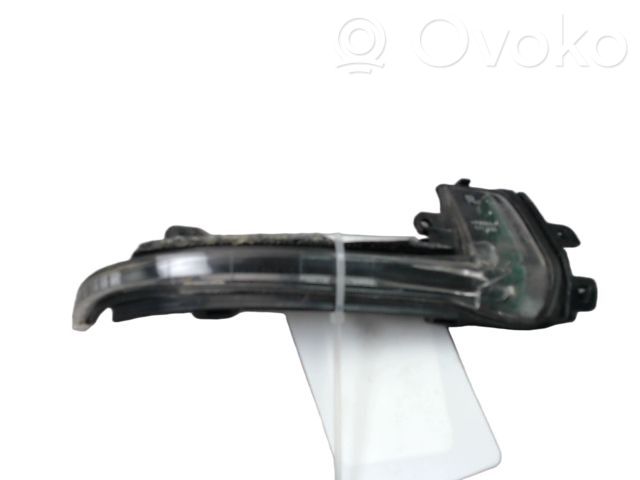 Audi A3 S3 8P Semnalizator pe oglindă 