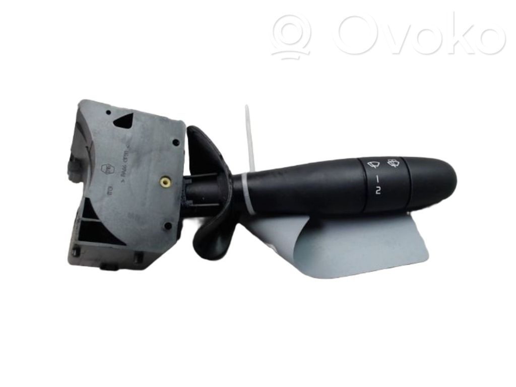 Renault Kangoo I Pyyhkijän vipu 