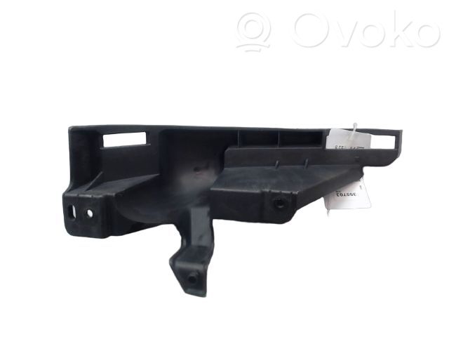 Renault Modus Lokasuojan kannake 