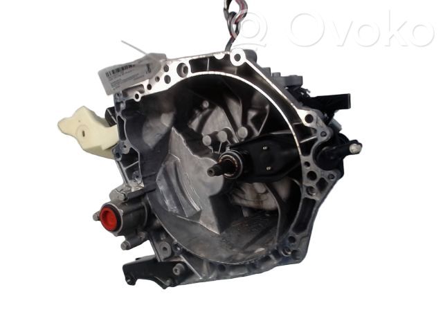 Peugeot 208 I Cutie viteze manuală cu 5 trepte 
