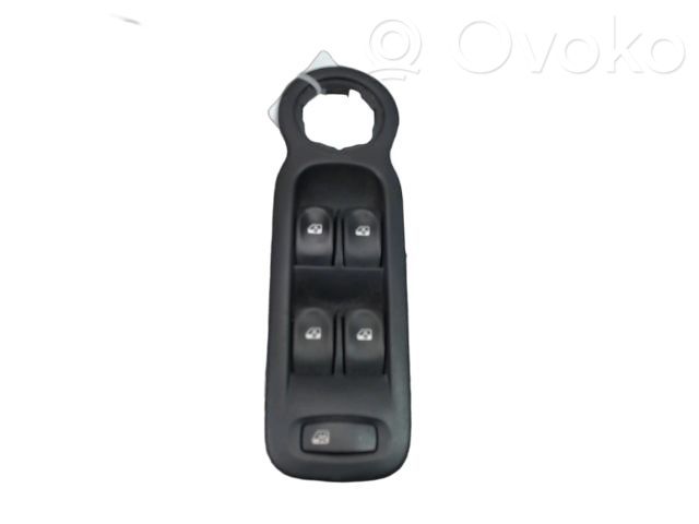 Renault Modus Schalter el. Fensterheber 