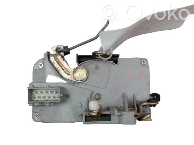 Peugeot 306 Serratura portiera anteriore 