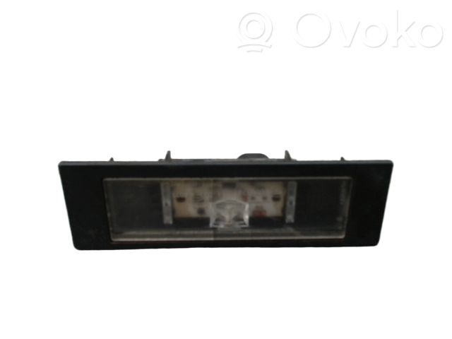 BMW 1 F20 F21 Luce targa 