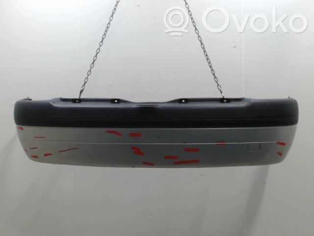 Renault Clio II Parachoques