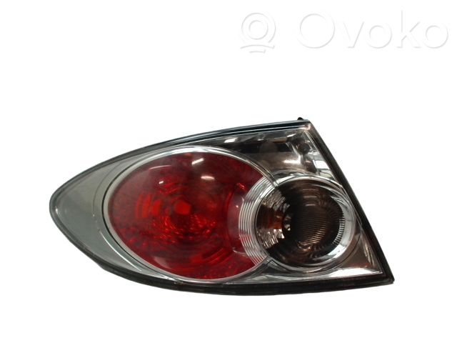 Luz trasera/de freno   GR1A51180A,1161902LUECD,2755931,42011969,5625191,GJ6A51160E,GR1A51160,GR1A51160A,GR1A51180A