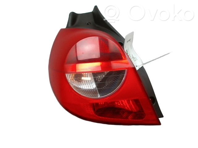 Renault Clio III Luci posteriori 