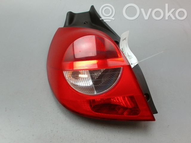 Renault Clio III Luci posteriori 