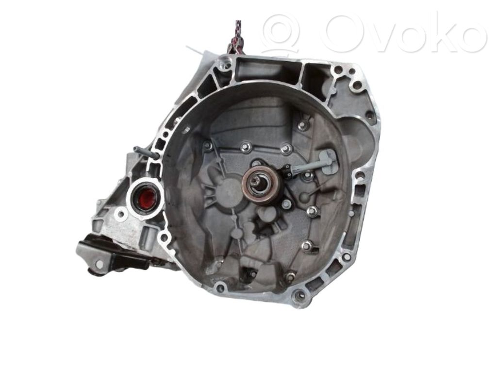 Renault Clio IV Boîte de vitesses manuelle à 4 vitesses 