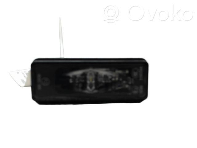Peugeot 3008 II Luce targa