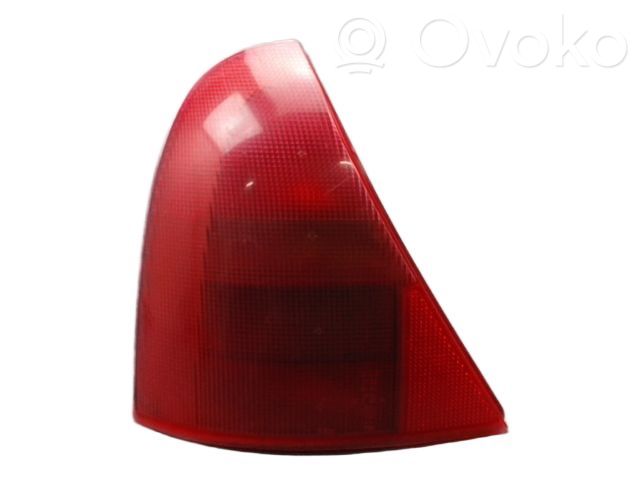 Renault Clio II Luci posteriori 