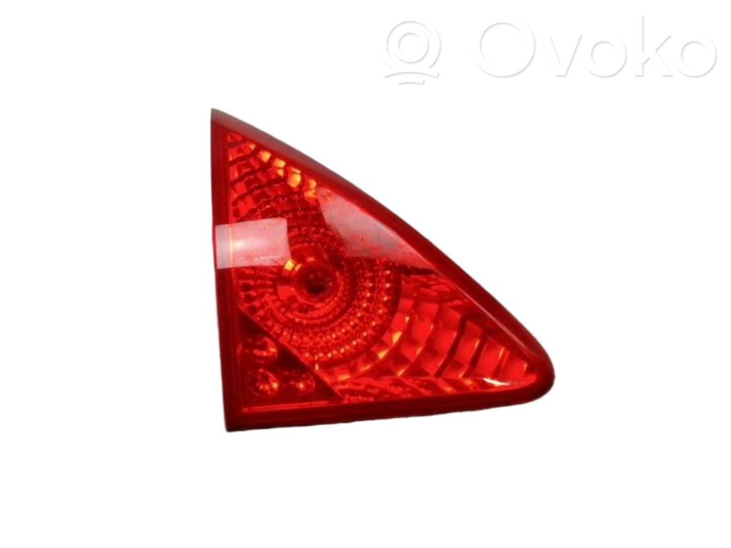 Peugeot 3008 I Luci posteriori del portellone del bagagliaio