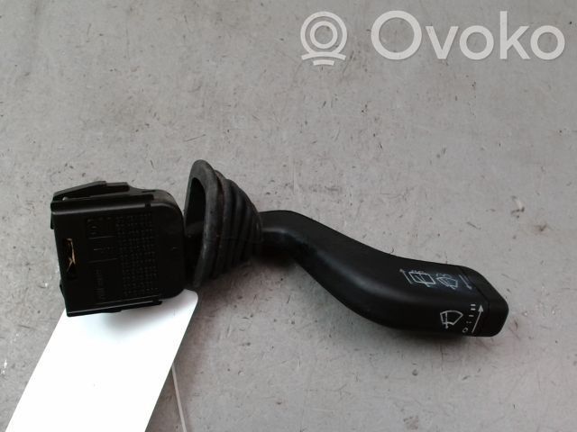 Opel Corsa C Pyyhkijän vipu