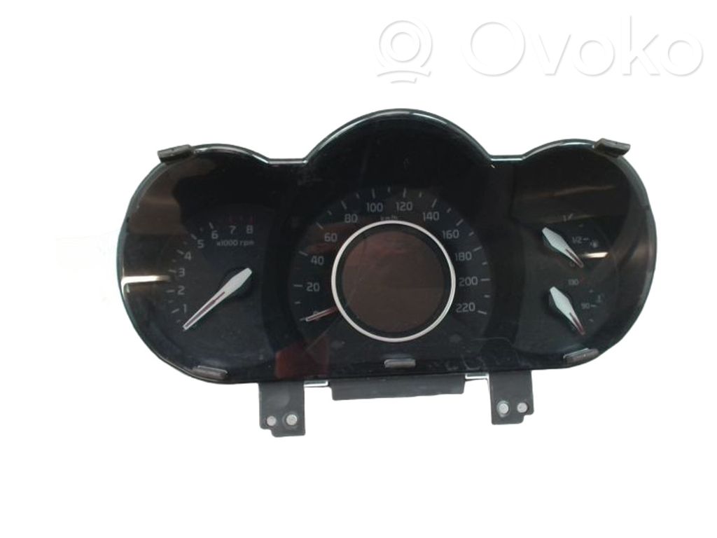 KIA Rio Geschwindigkeitsmesser Cockpit