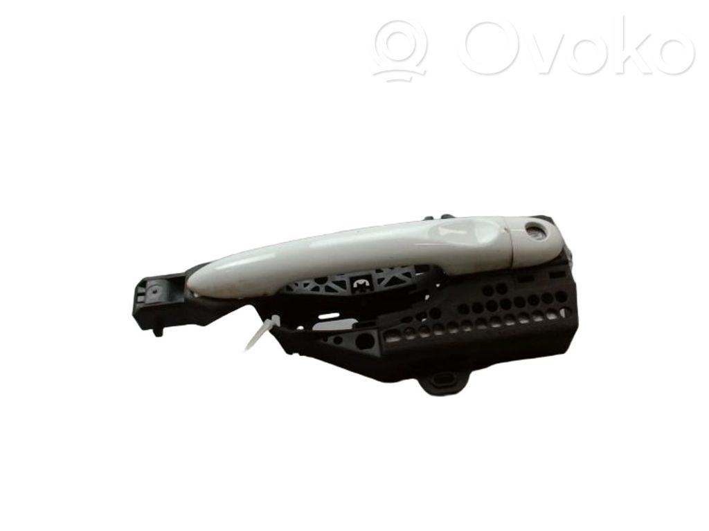 Renault Clio IV Manecilla externa puerta delantera 