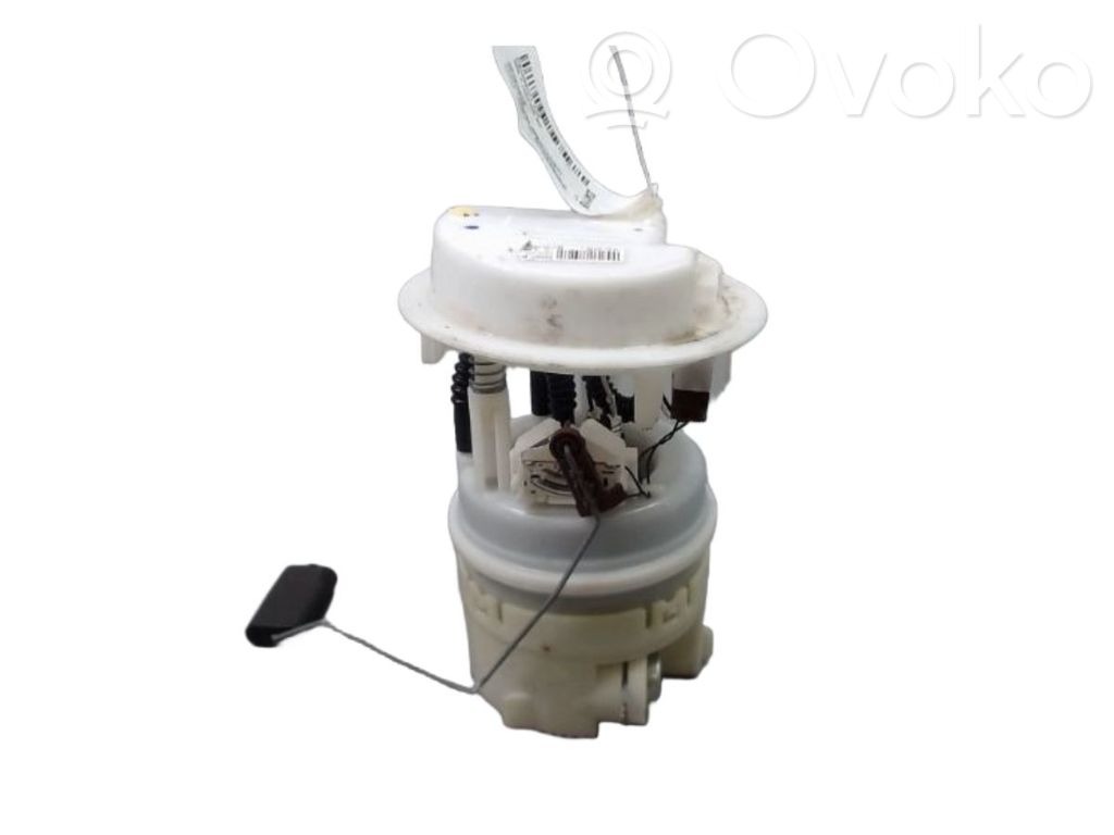 Peugeot 206+ Pompe à carburant