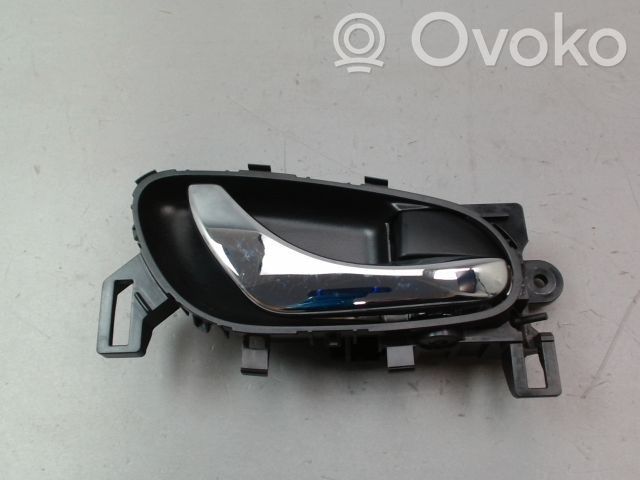 Nissan X-Trail T32 Manecilla interna puerta trasera