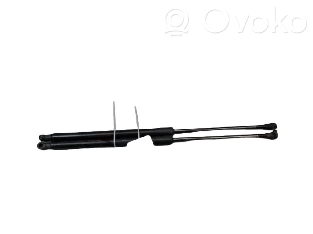Nissan Qashqai Amortyzator klapy tylnej bagażnika 