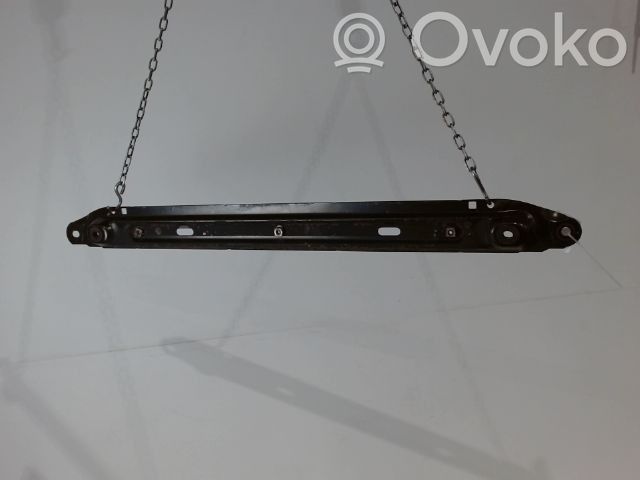 Citroen C4 II Apatinė dalis radiatorių panelės (televizoriaus) 