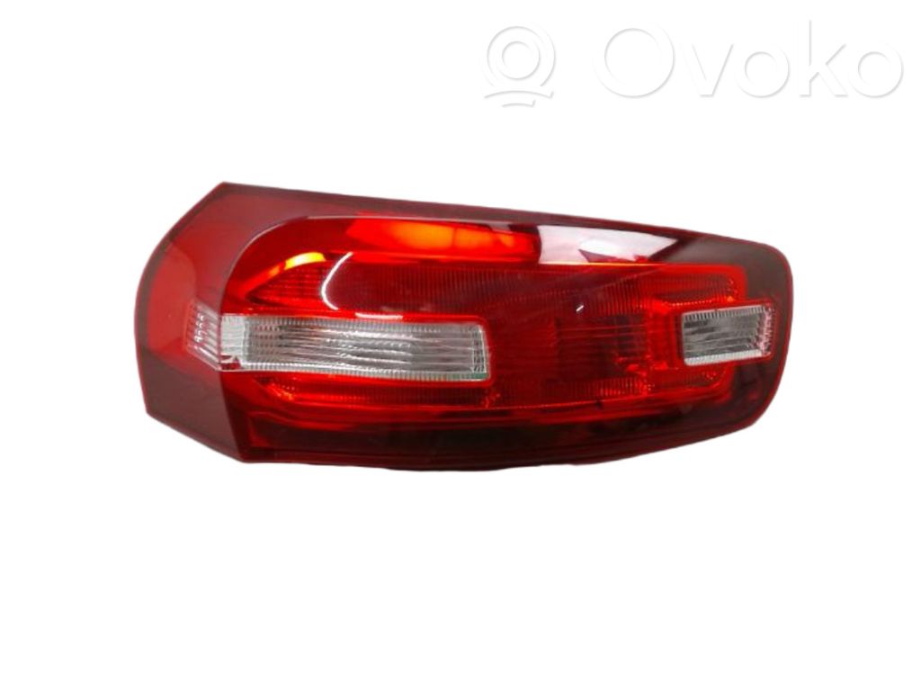 Citroen C4 II Picasso Lampă spate în caroserie 