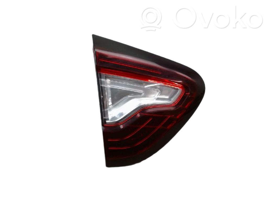 Renault Captur Takaluukun takavalot
