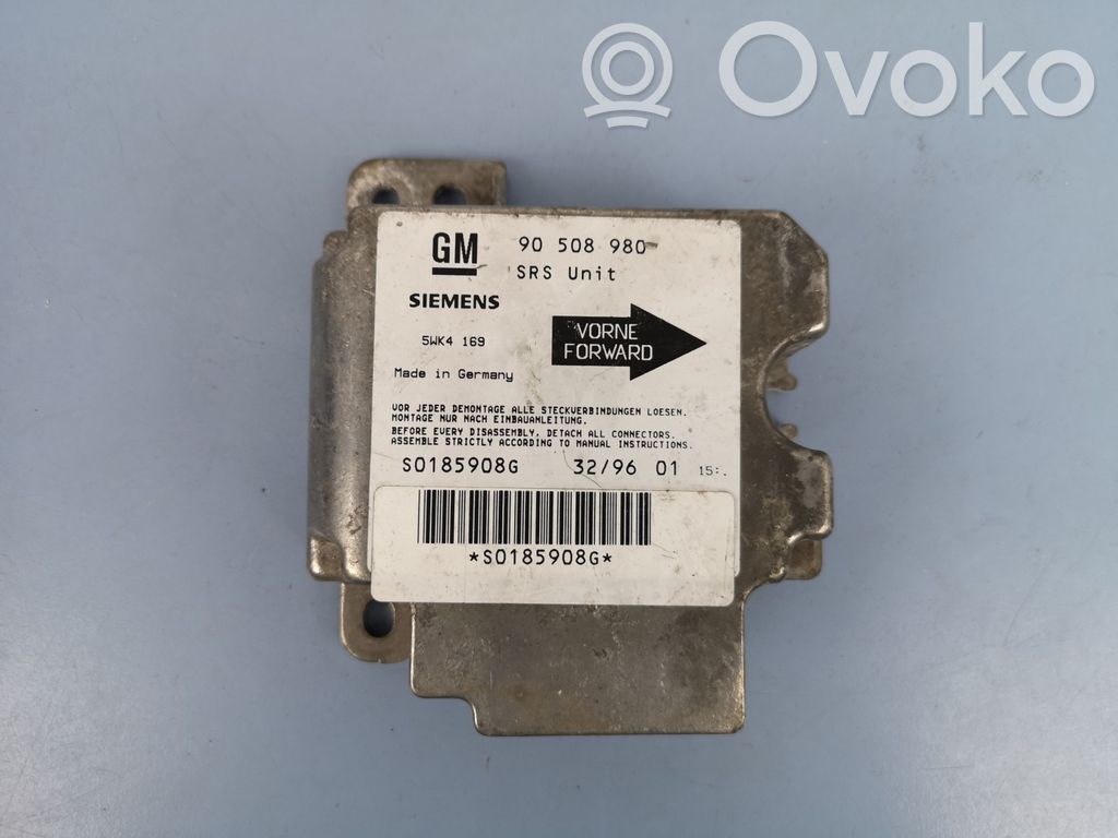 Opel Vectra B Airbag control unit/module 