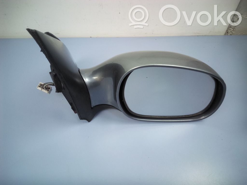 KIA Carnival Front door electric wing mirror 