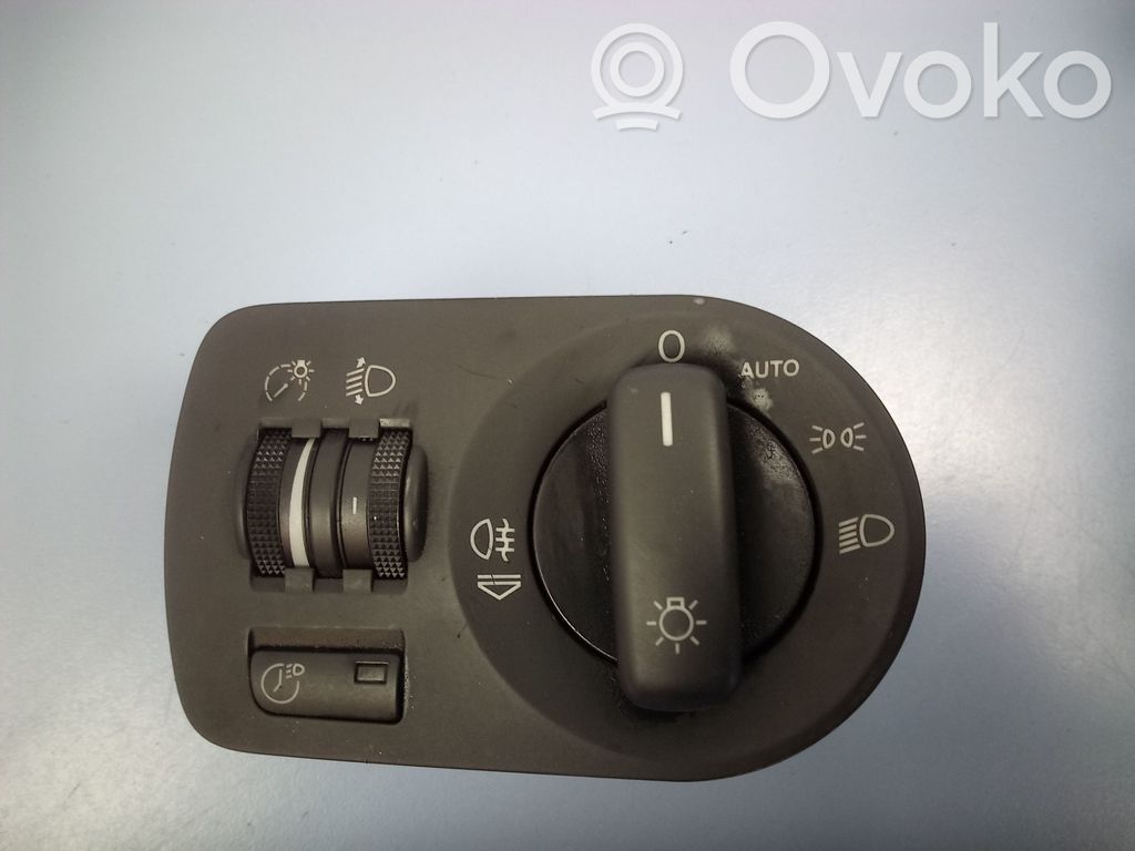 Audi A3 S3 A3 Sportback 8P Light switch 