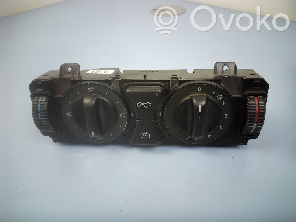 Mercedes-Benz E W210 Climate control unit 