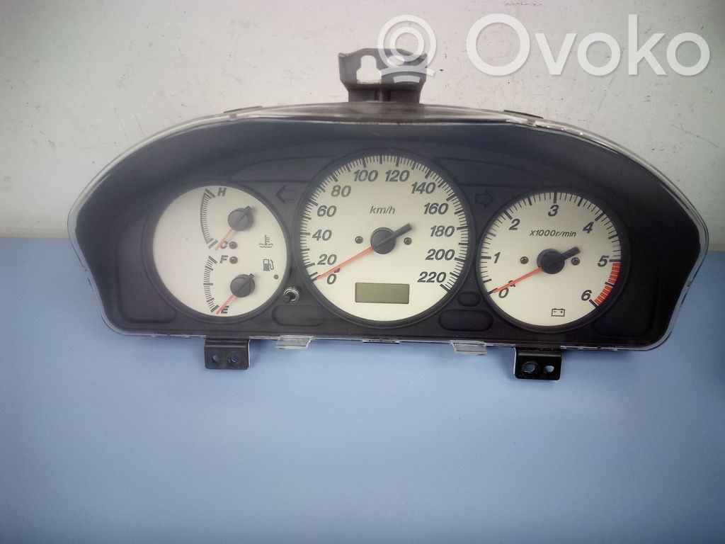 Mazda Premacy Speedometer (instrument cluster) 