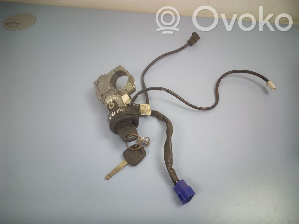 Subaru Legacy Ignition lock 