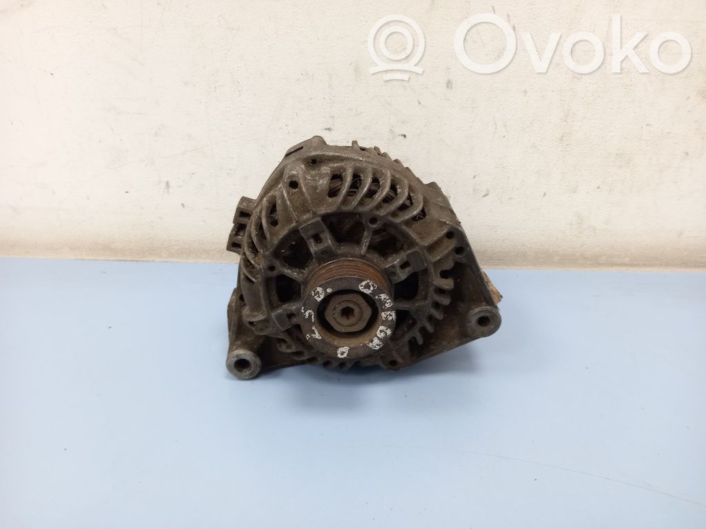 Opel Omega B1 Generator/alternator 