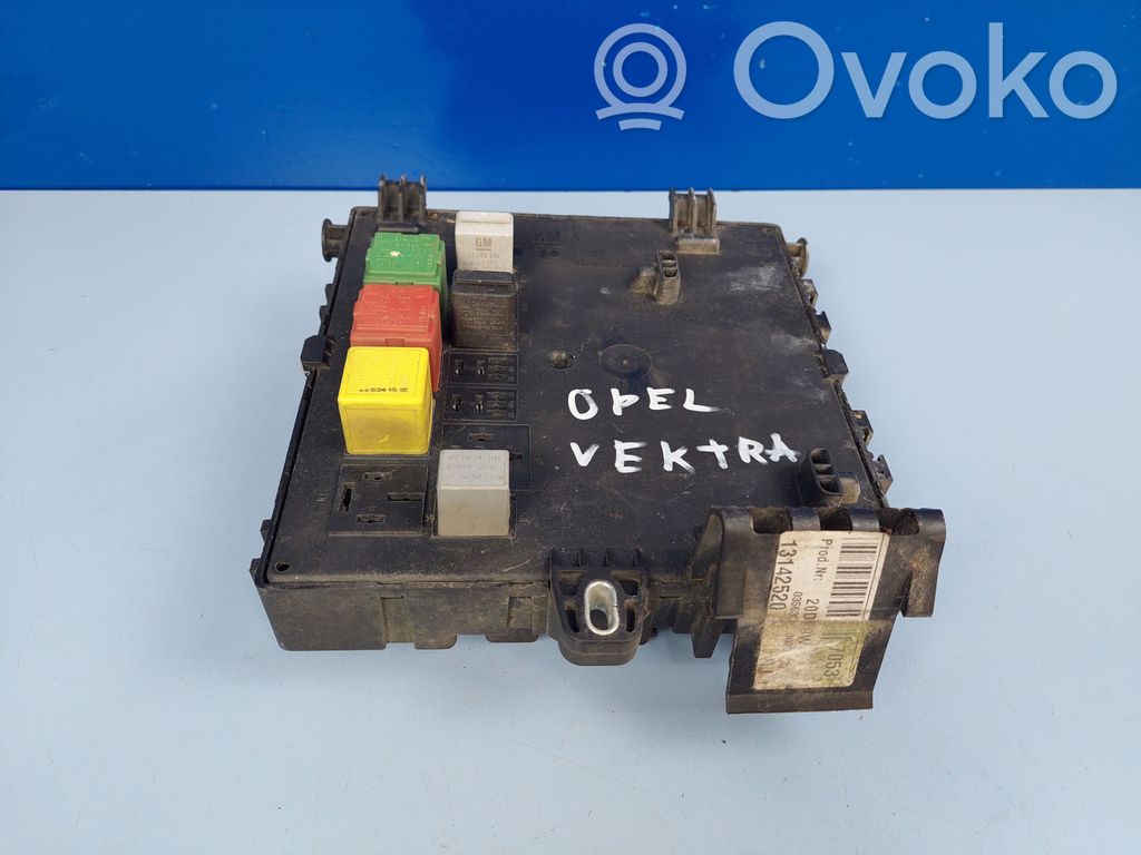 Opel Vectra C Module de fusibles 