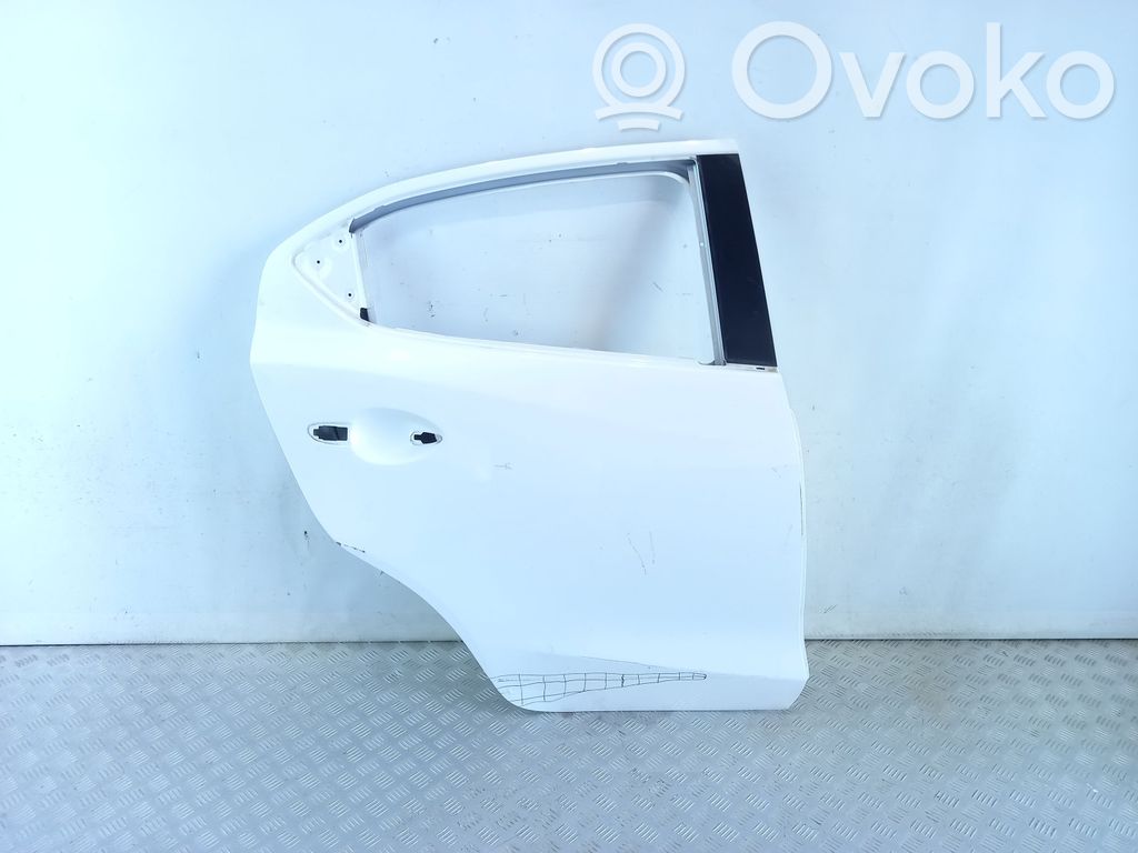 Mazda 2 Aizmugurējās durvis 