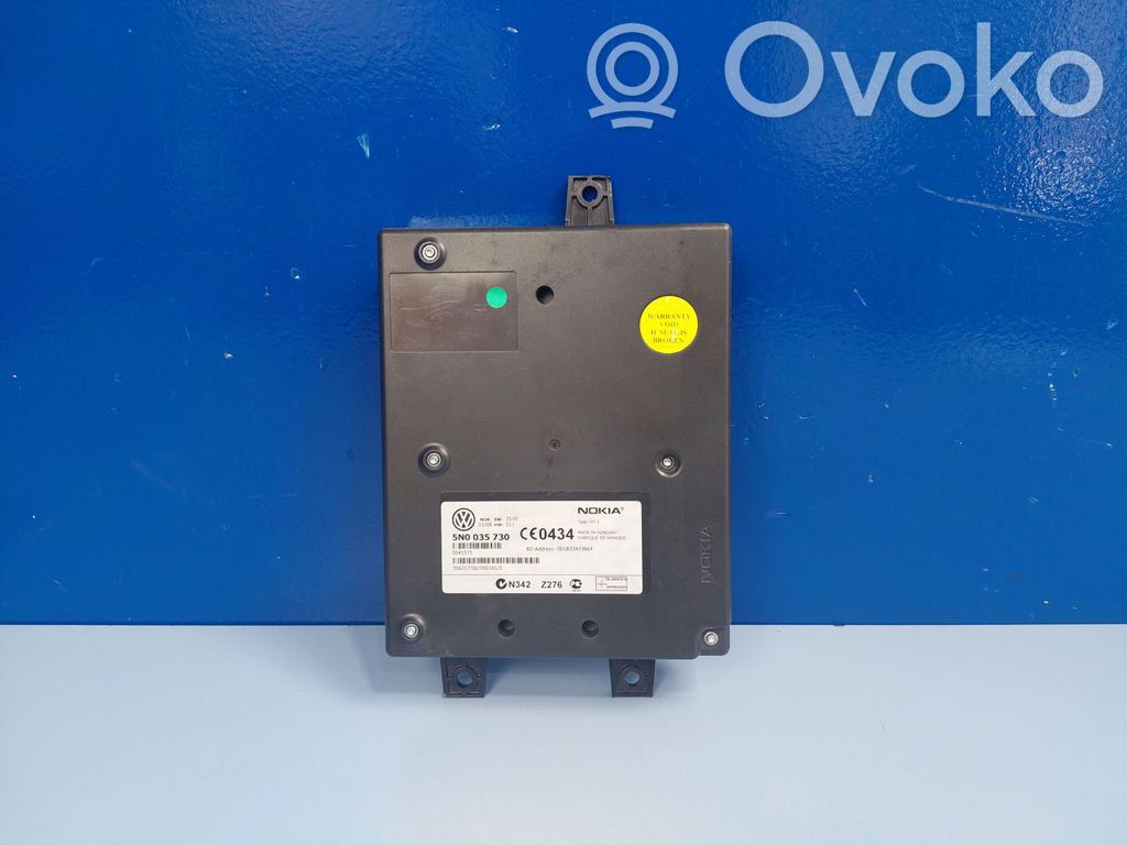 Volkswagen PASSAT B6 Bluetooth control unit module 