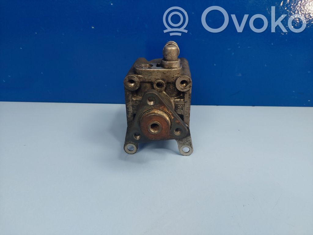 BMW 3 E46 Power steering pump 