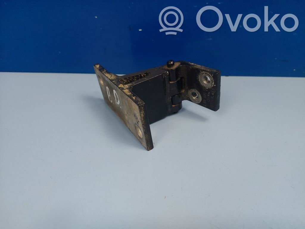 Front door upper hinge   4D0831402