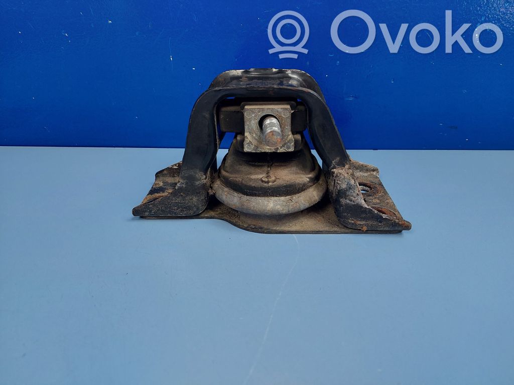 Renault Modus Engine mount bracket 