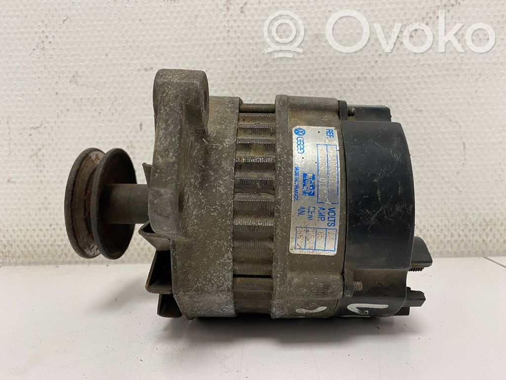 Audi 100 200 5000 C3 Generatorius 