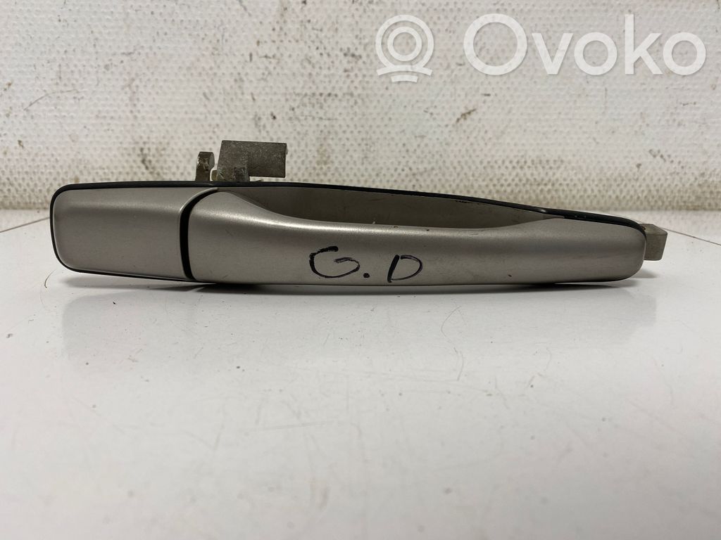 Mitsubishi Grandis Manecilla externa puerta trasera 