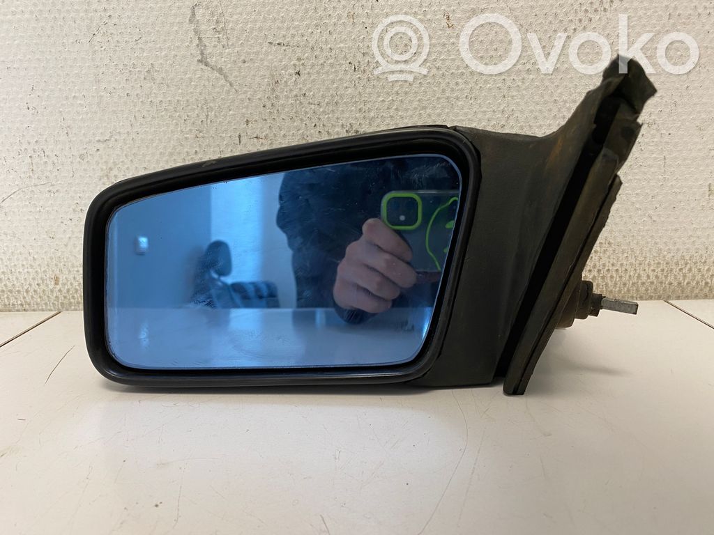 Audi 100 200 5000 C3 Manualne lusterko boczne drzwi przednich 