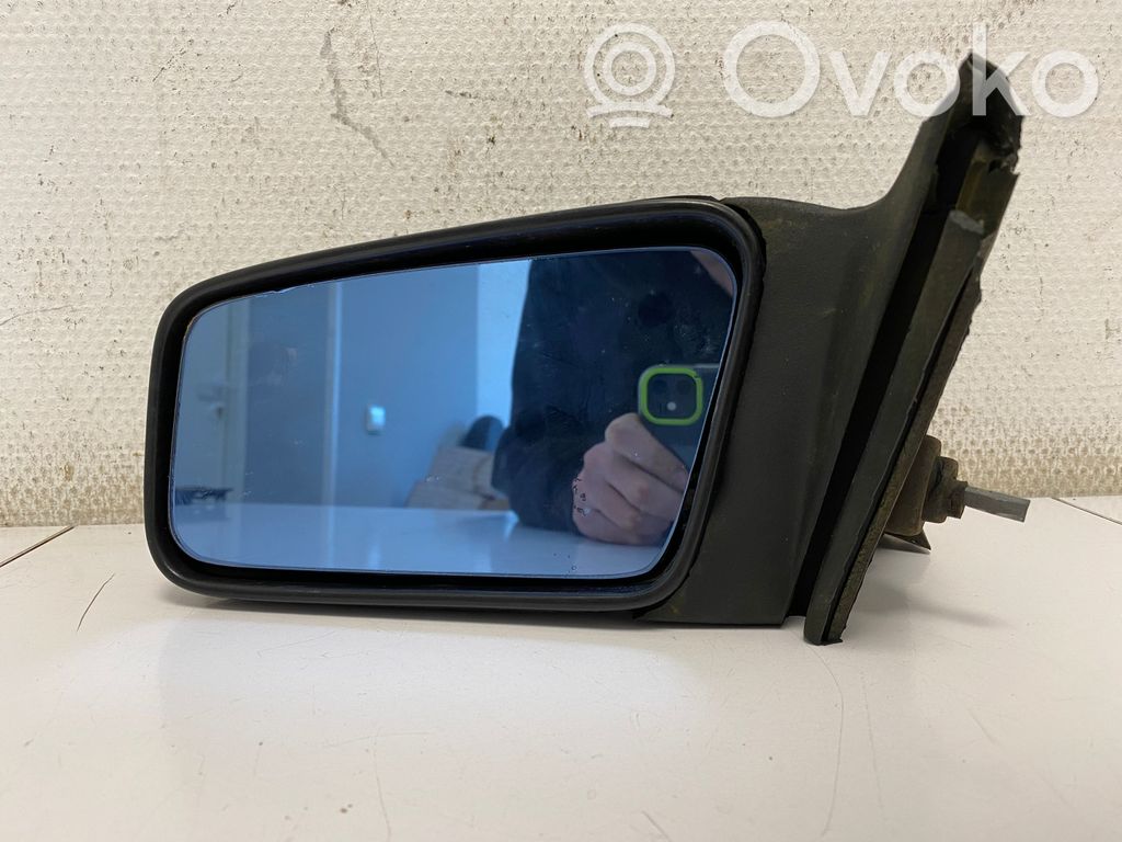 Audi 100 200 5000 C3 Manualne lusterko boczne drzwi przednich 