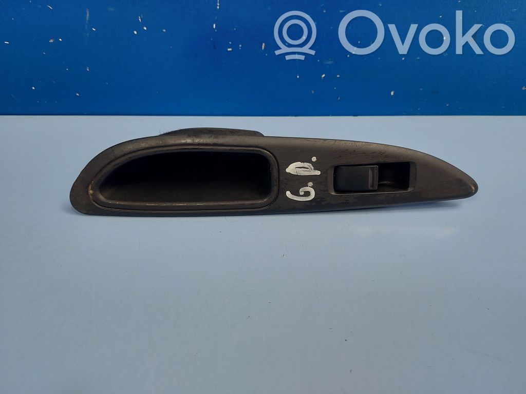 Nissan Primera Electric window control switch 