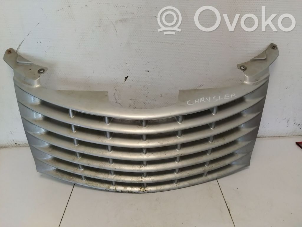 Chrysler PT Cruiser Etupuskurin ylempi jäähdytinsäleikkö 