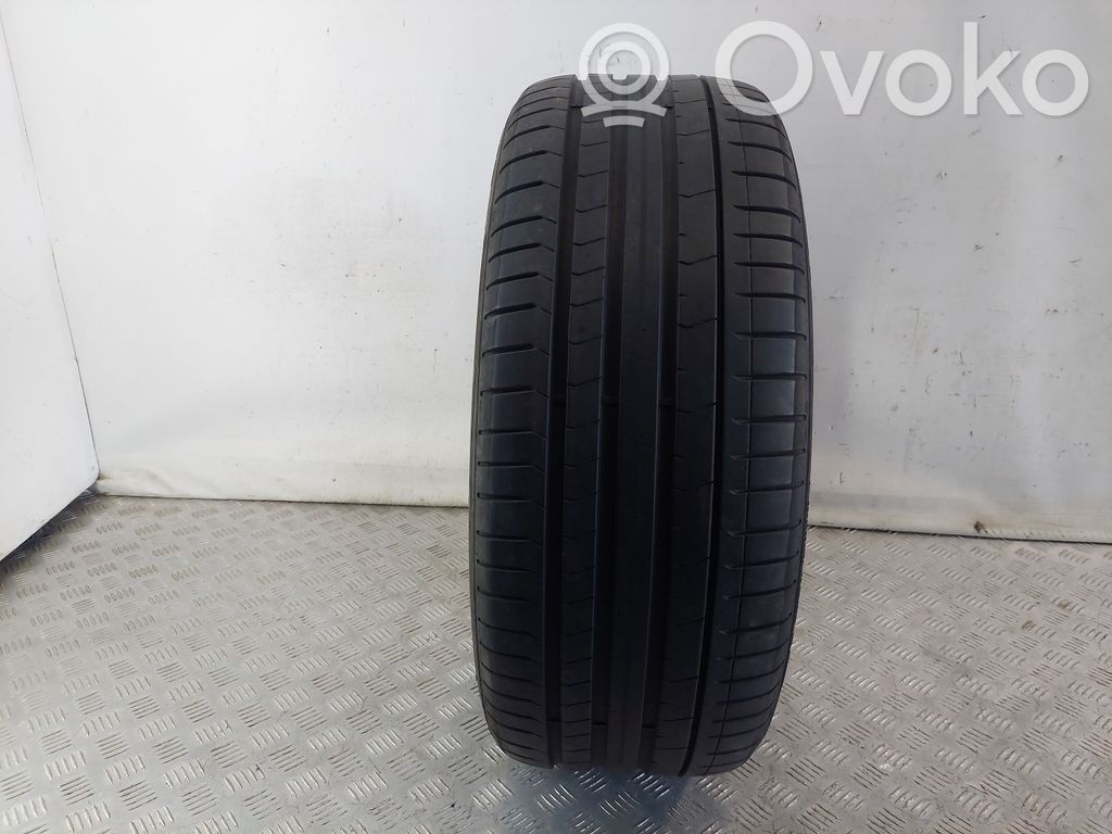 Volvo XC60 R21 summer tire 