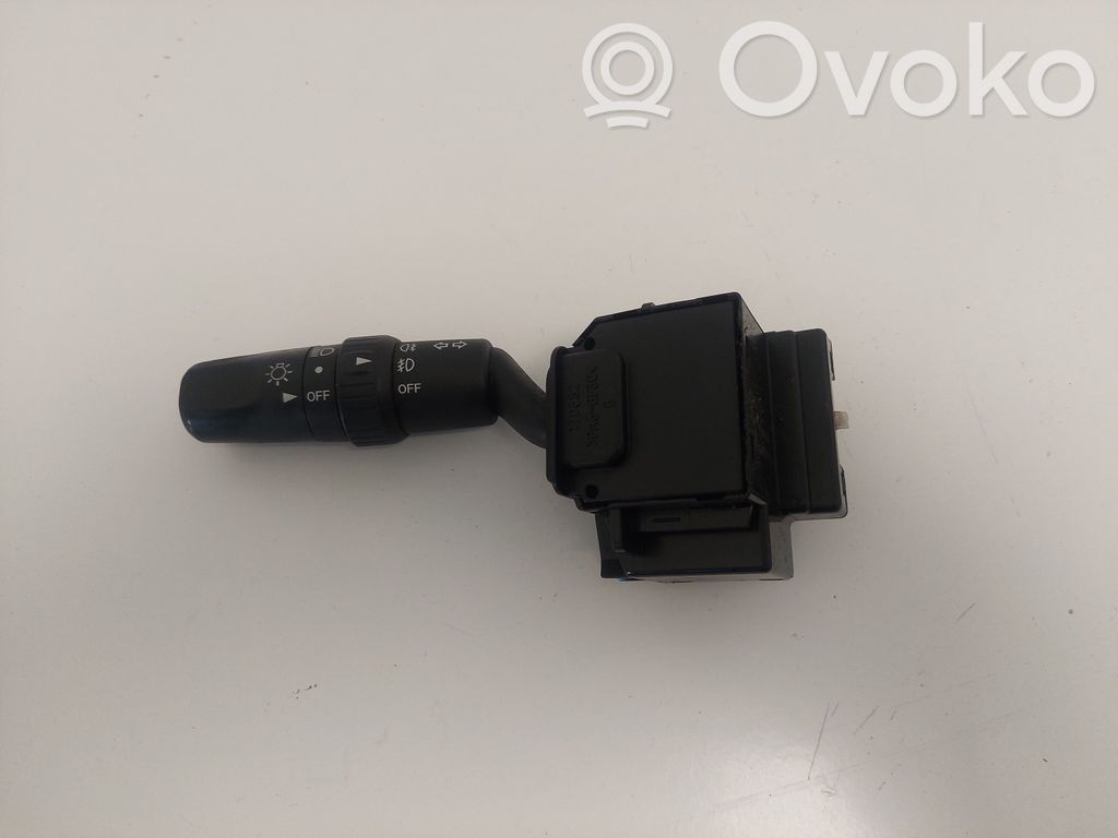 Mazda 5 Light switch 