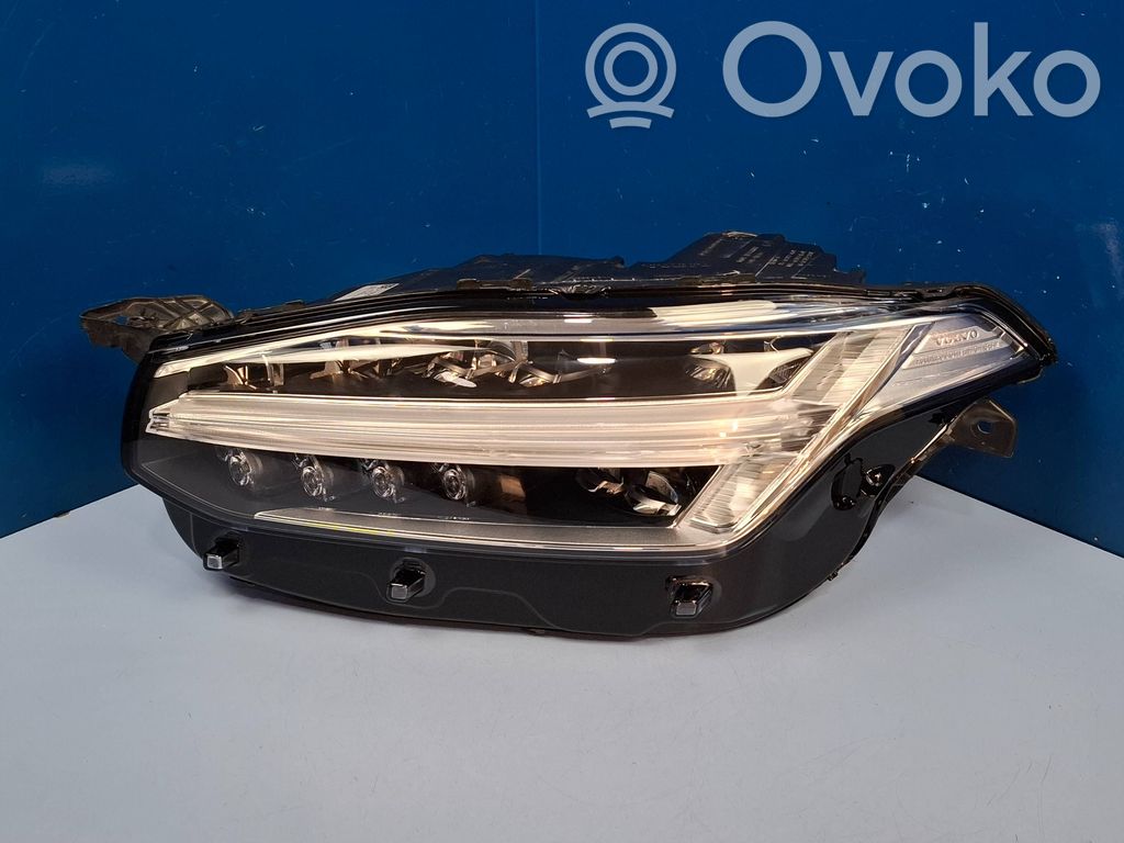 Volvo XC90 Scheinwerfer 