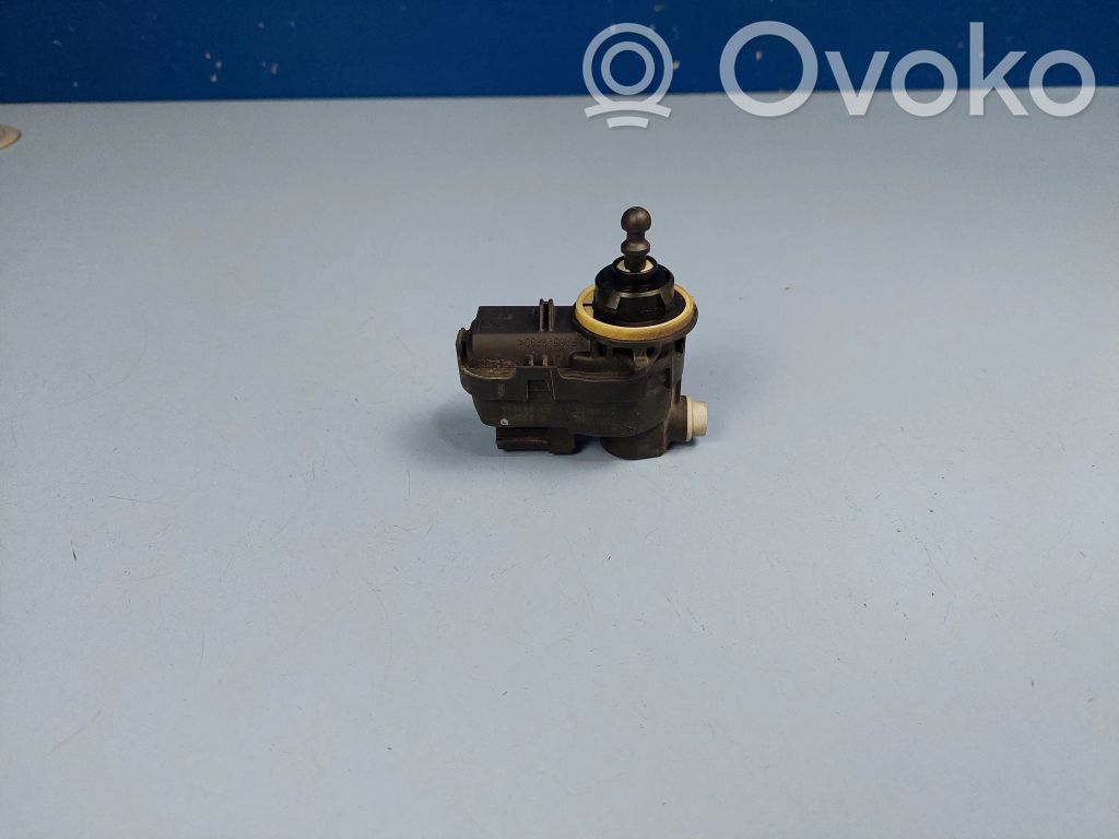 Toyota Auris E180 Headlight level adjustment motor 